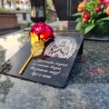 DEKORACJA na grób GRAWEROWANY ZNICZ podstawka na cmentarz WIECZNA RÓŻA