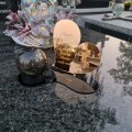 Znicz LED STATUETKA Złota NA CMENTARZ GRÓB DUŻA wieczna lampka nagrobna