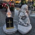 ZNICZ GIPSOWA FIGURKA NAGROBNA SZARY Anioł Księga Lampka LED KRZYŻ GIPS