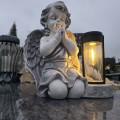 DUŻY ZNICZ GIPSOWA FIGURKA NAGROBNA LAMPA SOLARNA LED
