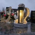 DUŻY ZNICZ GIPSOWA FIGURKA NAGROBNA LAMPA SOLARNA LED