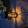 ZNICZ SOLARNY LED LAMPION NA GRÓB STATUETKA NA CMENTARZ Z KRZYŻEM