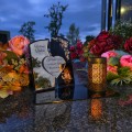 WIECZNY ZNICZ SOLARNY Statuetka dla BABCI na Grób Wszystkich Świętych LED