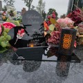 WIECZNY ZNICZ SOLARNY Statuetka dla BABCI na Grób Wszystkich Świętych LED