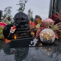 WIECZNY ZNICZ SOLARNY Statuetka dla DZIADKA na Grób Wszystkich Świętych LED