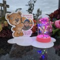 ZNICZ LAMPION NA GRÓB dla DZIEWCZYNKI DZIECKA statuetka na cmentarz  LED