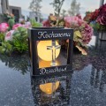 ZNICZ SOLARNY LED LAMPION NA GRÓB STATUETKA NA CMENTARZ Z KRZYŻEM