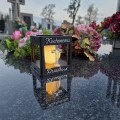 ZNICZ SOLARNY LED LAMPION NA GRÓB STATUETKA NA CMENTARZ Z KRZYŻEM