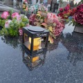 ZNICZ SOLARNY LED LAMPION NA GRÓB STATUETKA NA CMENTARZ Z KRZYŻEM