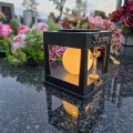 ZNICZ SOLARNY LED LAMPION NA GRÓB STATUETKA NA CMENTARZ Z KRZYŻEM