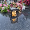 ZNICZ SOLARNY LED LAMPION NA GRÓB STATUETKA NA CMENTARZ Z KRZYŻEM