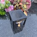 ZNICZ SOLARNY LED LAMPION NA GRÓB STATUETKA NA CMENTARZ Z KRZYŻEM