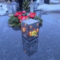 Znicz LED Wielkanocny koszyczek z jajkami lampion na grób dekoracja lustro