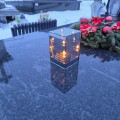 ZNICZ LED LAMPION na GRÓB cmentarz efekt nieskończonego ognia CYTAT RÓŻA